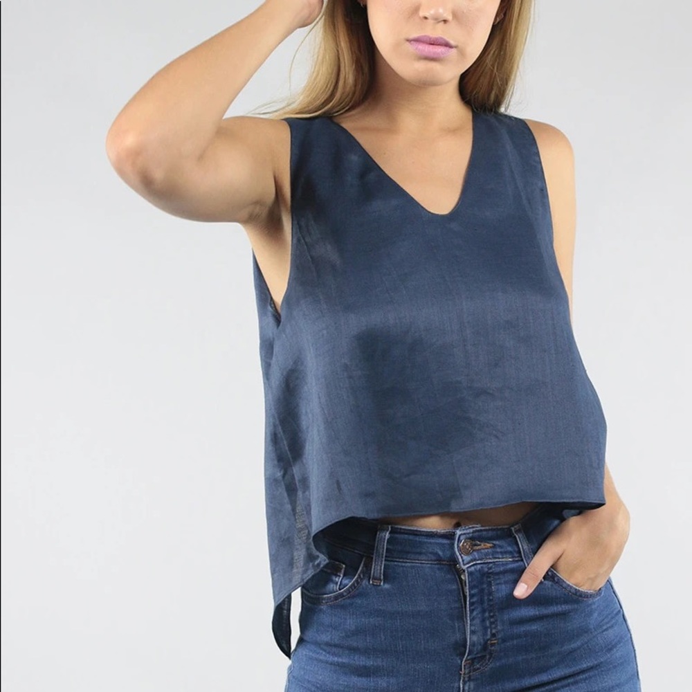 MUST GO Anthropologie Moon River linen crop